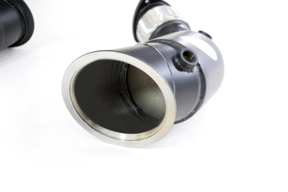 Quicksilver Aston Martin Valour Race Catalysts (2024-25) image 0